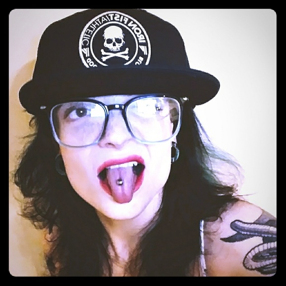 Ironfist snapback hat black w logo unisex 3/15$ - Picture 2 of 4